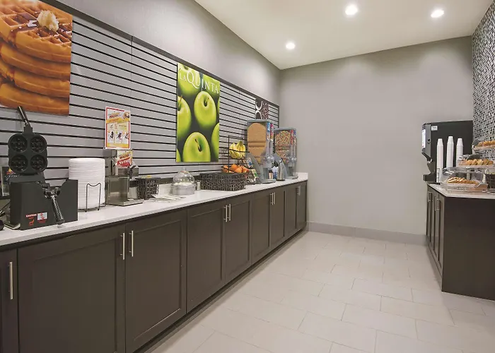 La Quinta By Wyndham Worth West - I-30 Hotel 3*