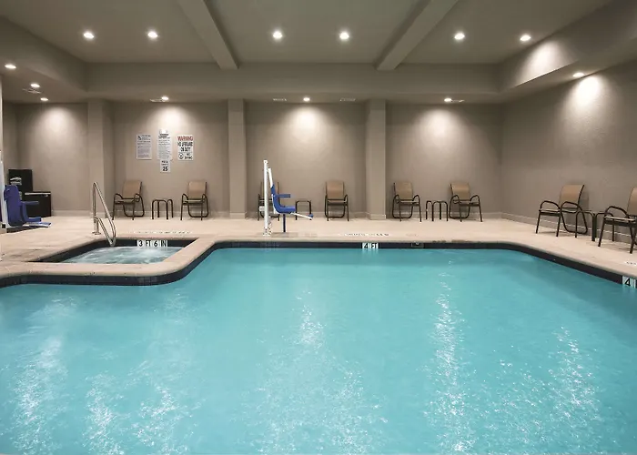 La Quinta By Wyndham Worth West - I-30