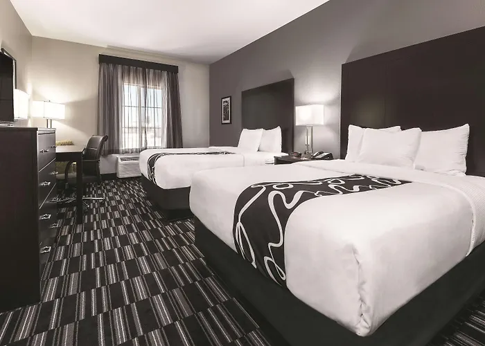 La Quinta By Wyndham Worth West - I-30