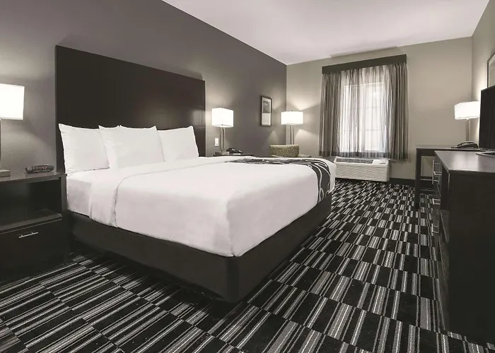 Hotel La Quinta By Wyndham Worth West - I-30